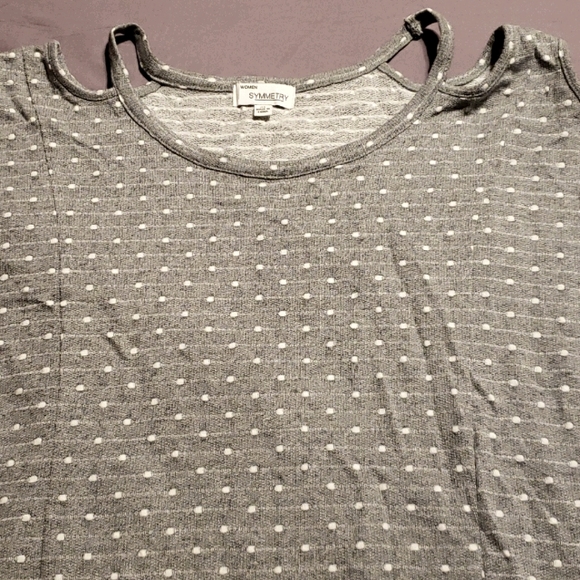 Women's Symmetry cold shoulder tunic - Picture 2 of 4